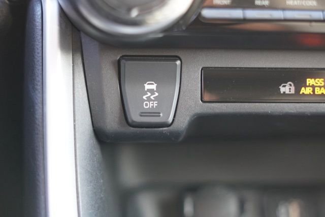 Certified 2023 Toyota RAV4 XLE Premium image 28