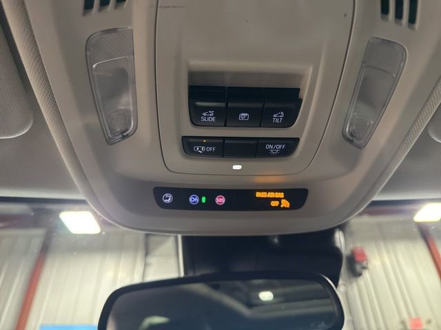 Used 2022 Buick Envision Essence w/ Sport Touring Package image 28