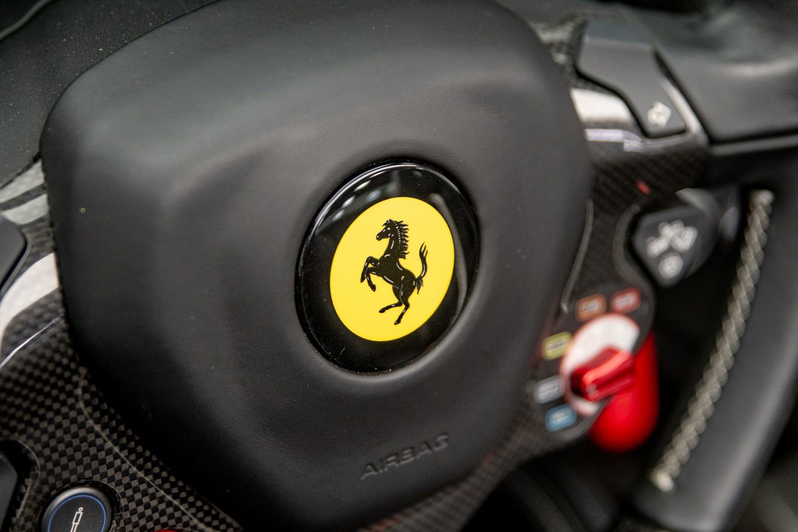 Used 2017 Ferrari 488 Spider image 21