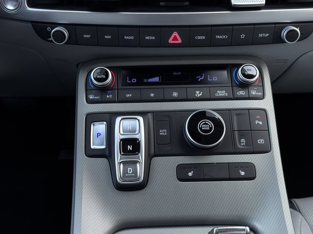 Used 2025 Hyundai Palisade SEL FWD image 18