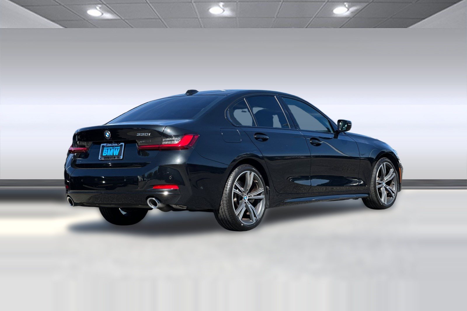 Certified 2023 BMW 330i Sedan w/ Premium Package RWD image 9
