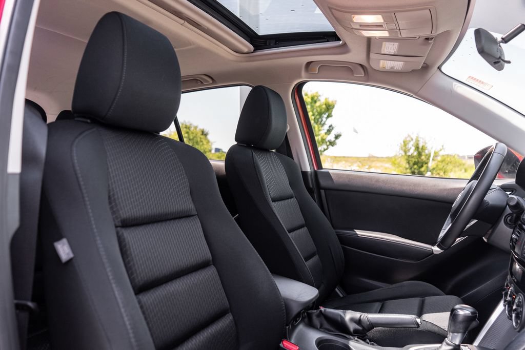 Used 2015 MAZDA CX-5 Touring w/ Bose/Moonroof Package AWD/4WD image 12