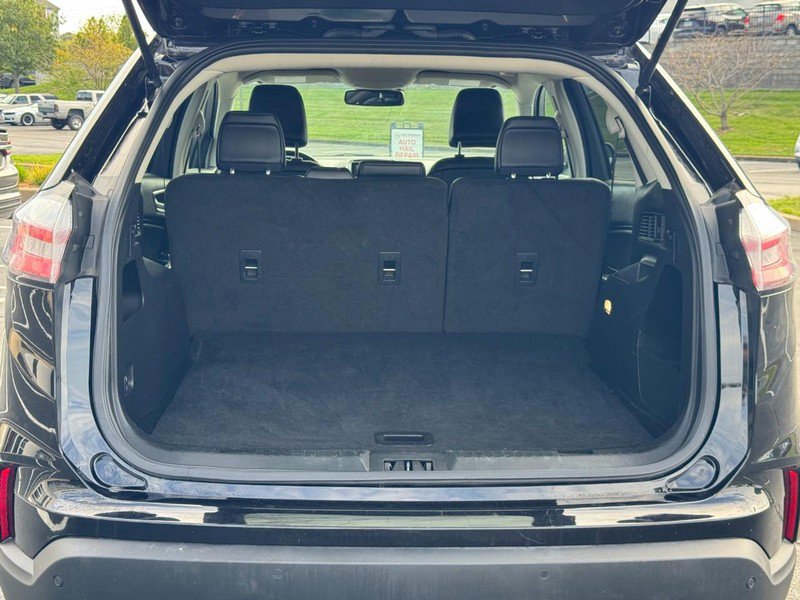 Used 2024 Ford Edge SEL image 4