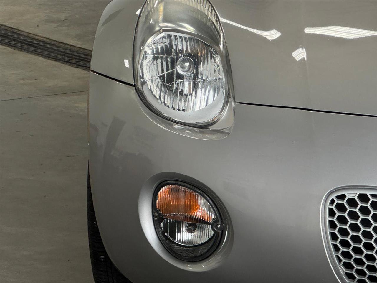 Used 2007 Pontiac Solstice Convertible w/ Premium Package RWD image 24