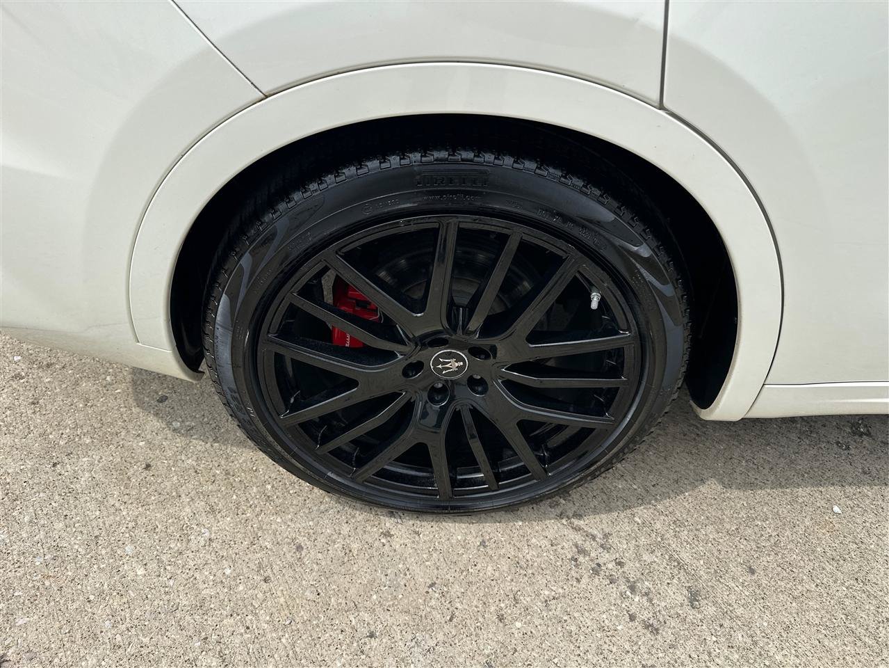 Used 2019 Maserati Levante S GranSport AWD/4WD image 28