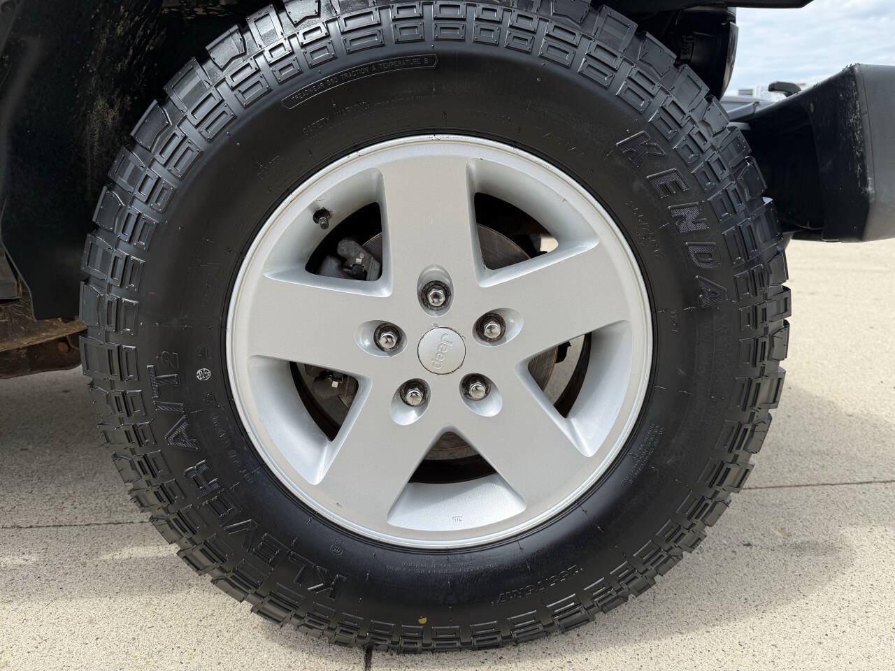 Used 2009 Jeep Wrangler X AWD/4WD image 10
