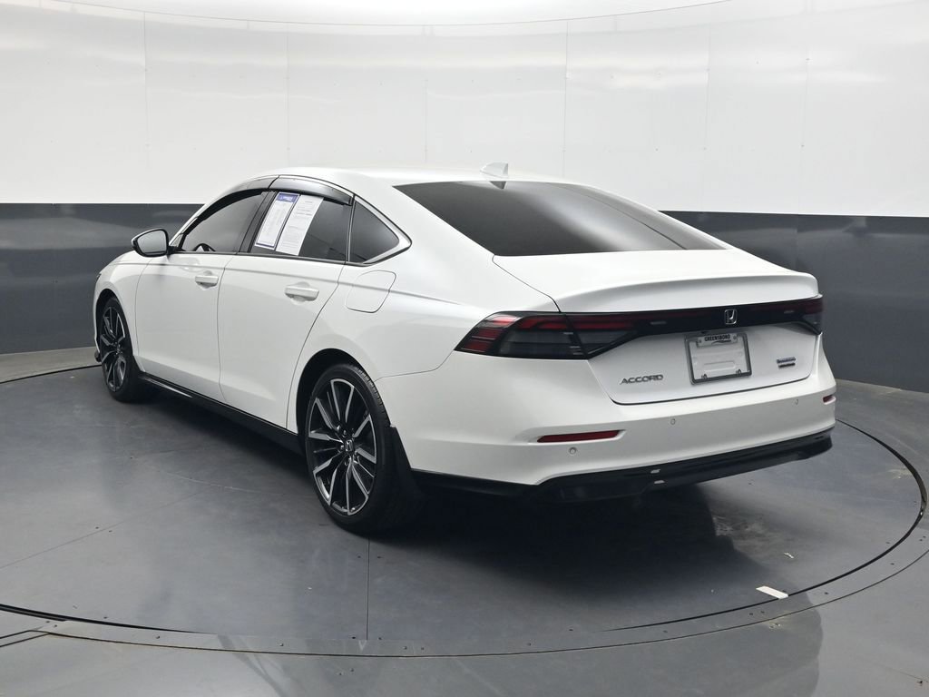 Used 2023 Honda Accord Touring image 6