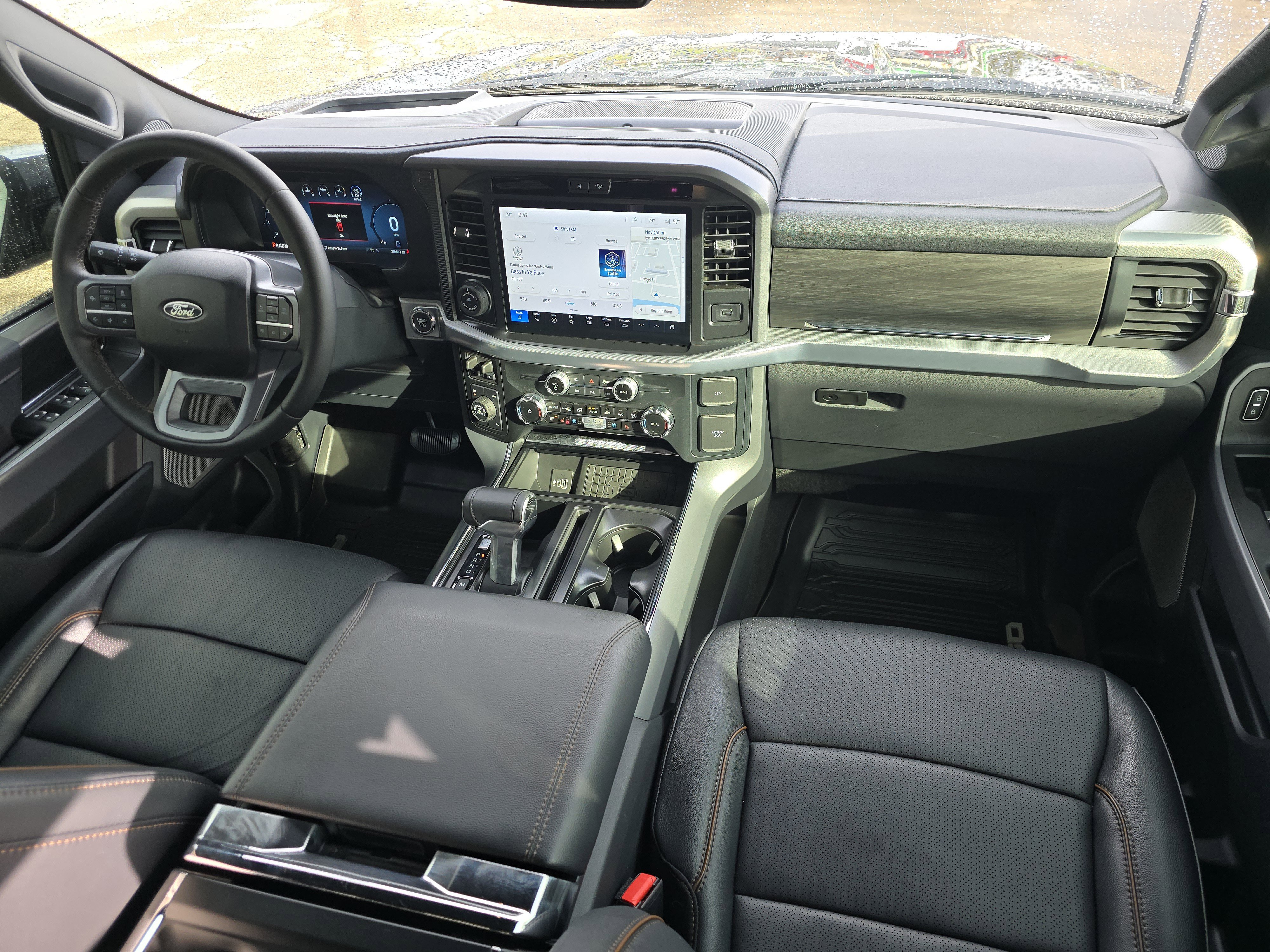 Used 2025 Ford F150 Lariat w/ Equipment Group 502A High image 17