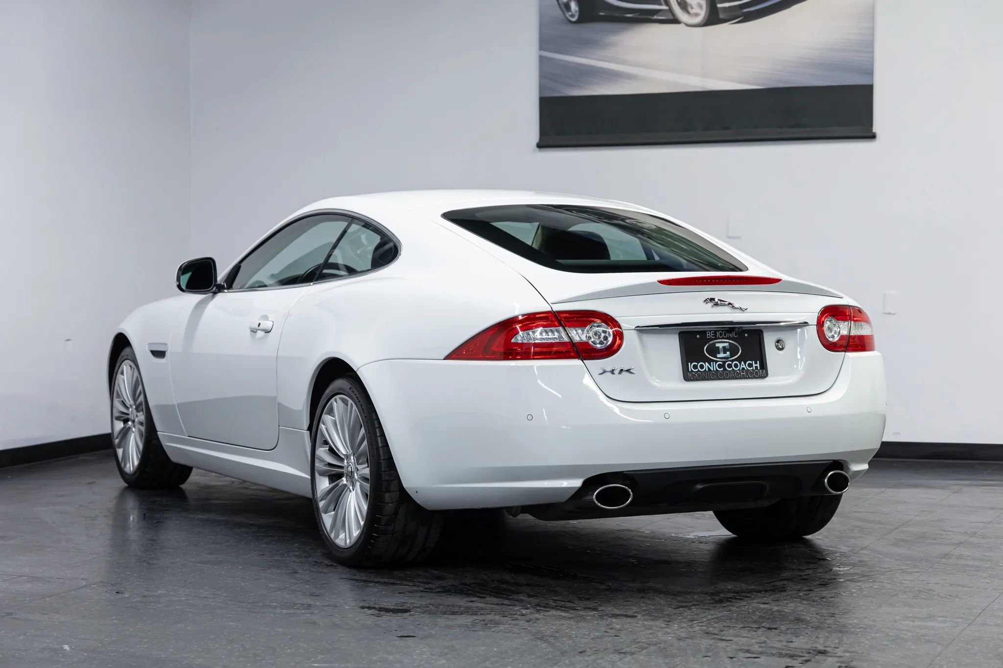 Used 2012 Jaguar XK Coupe image 33