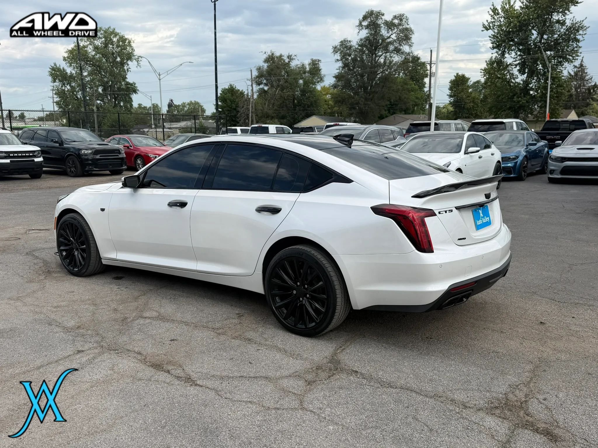 Used 2023 Cadillac CT5 Premium Luxury w/ Technology Package AWD/4WD image 4