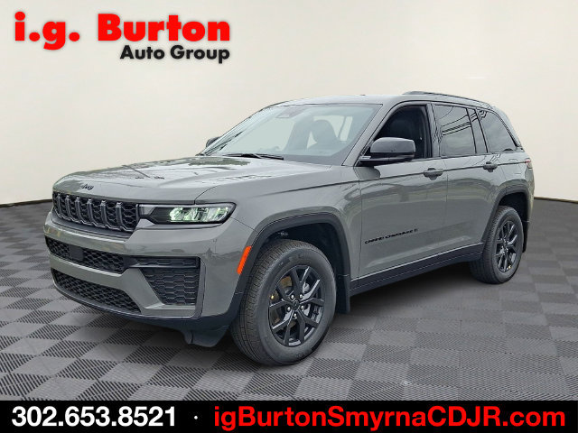 New 2027 Jeep Grand Cherokee Altitude AWD/4WD image 2