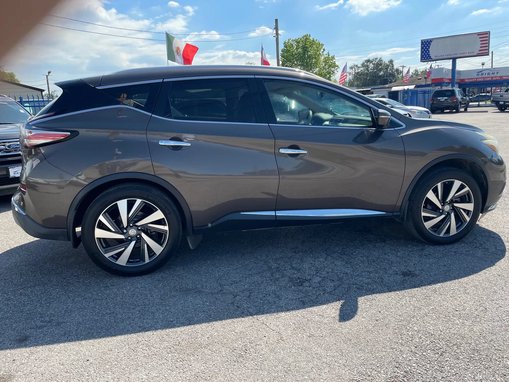 Used 2015 Nissan Murano Platinum w/ Platinum Technology Package FWD image 4