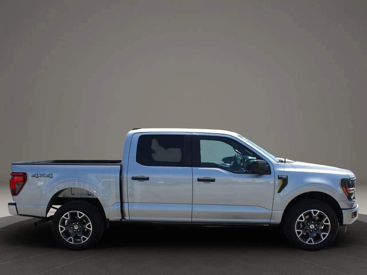 Used 2024 Ford F150 STX image 5
