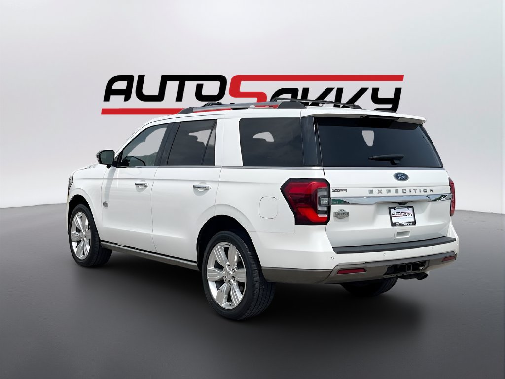 Used 2024 Ford Expedition King Ranch RWD image 5