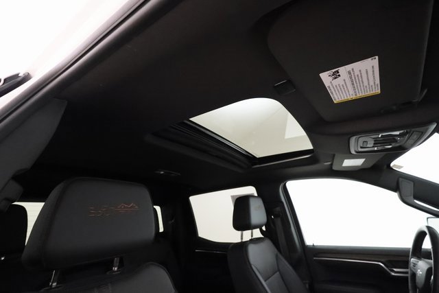 Used 2024 Chevrolet Silverado 1500 High Country w/ High Country Premium Package image 26