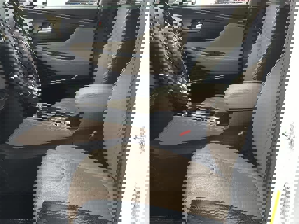 Used 2019 Hyundai Santa Fe Limited image 16