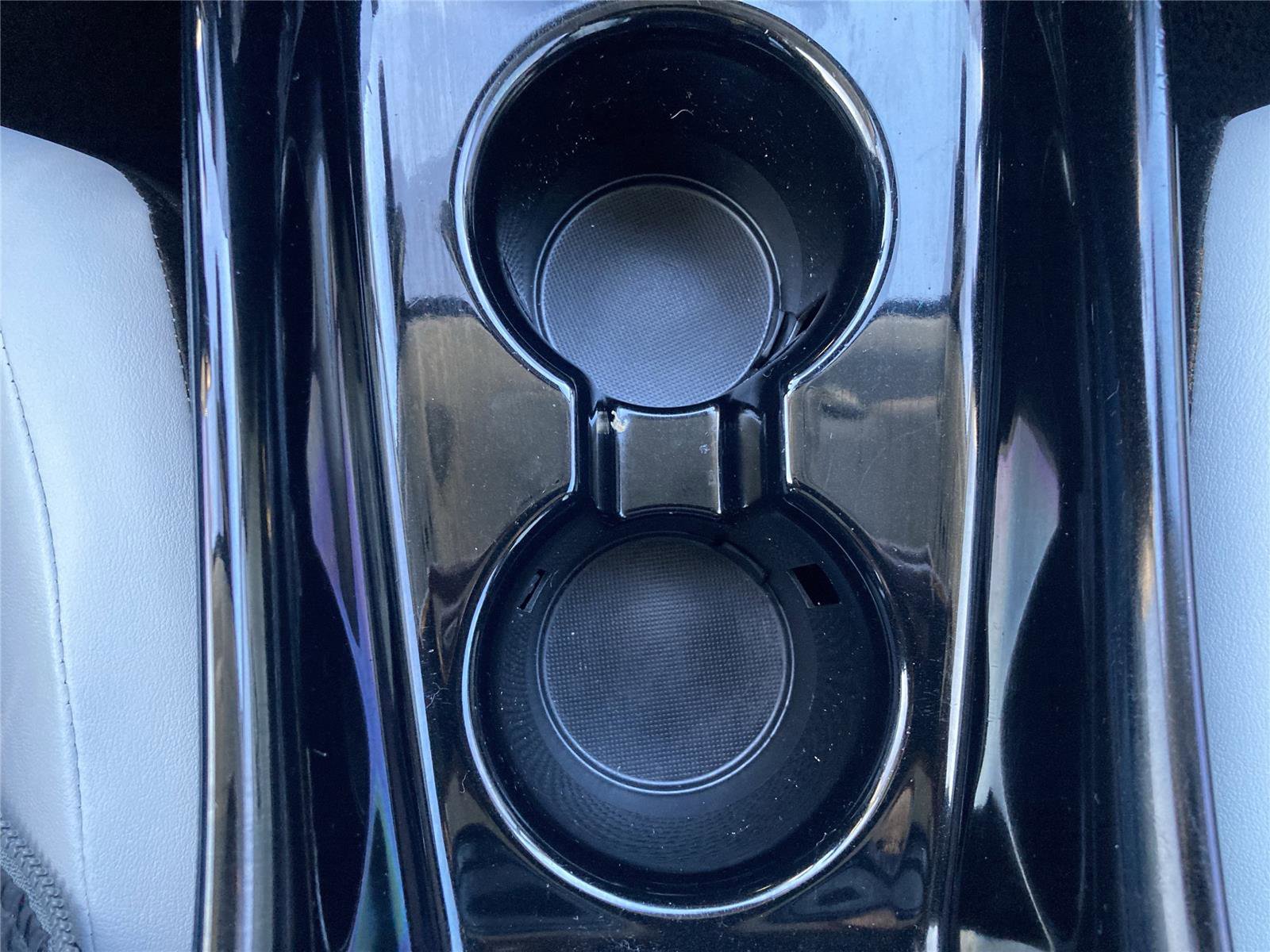 Used 2019 Toyota Prius Limited image 21