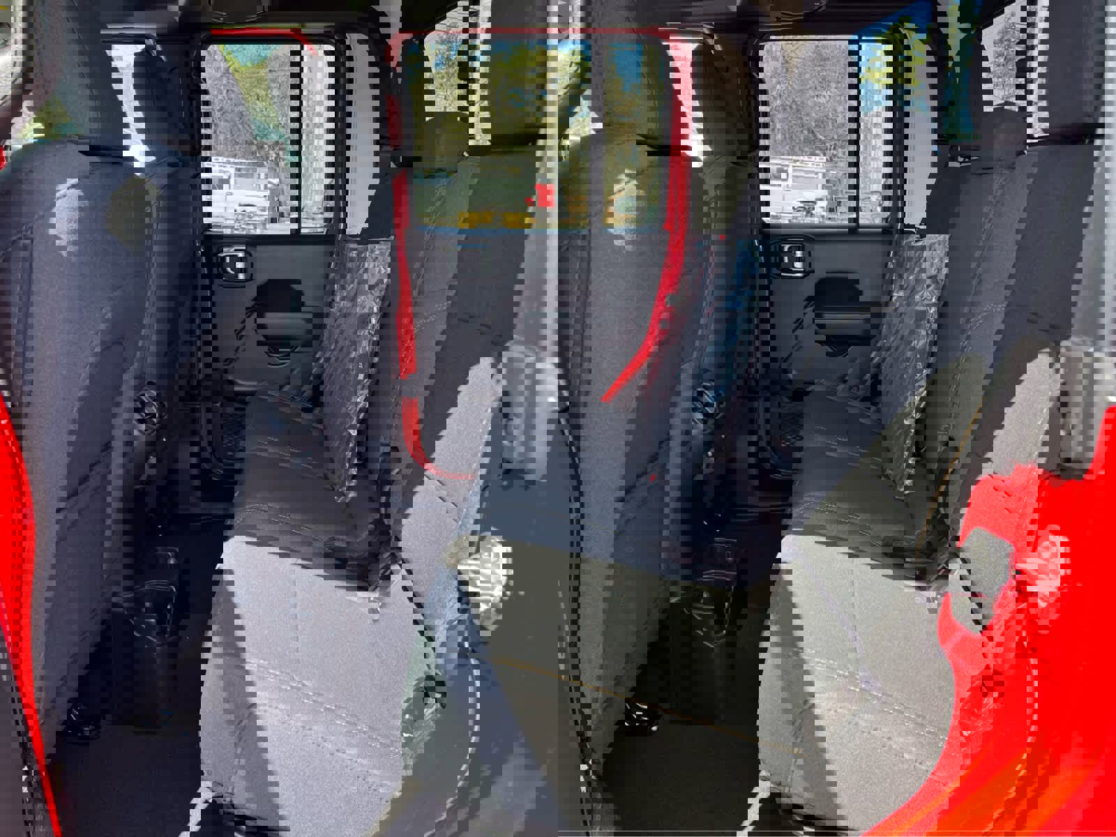 New 2025 Jeep Gladiator Sport image 22