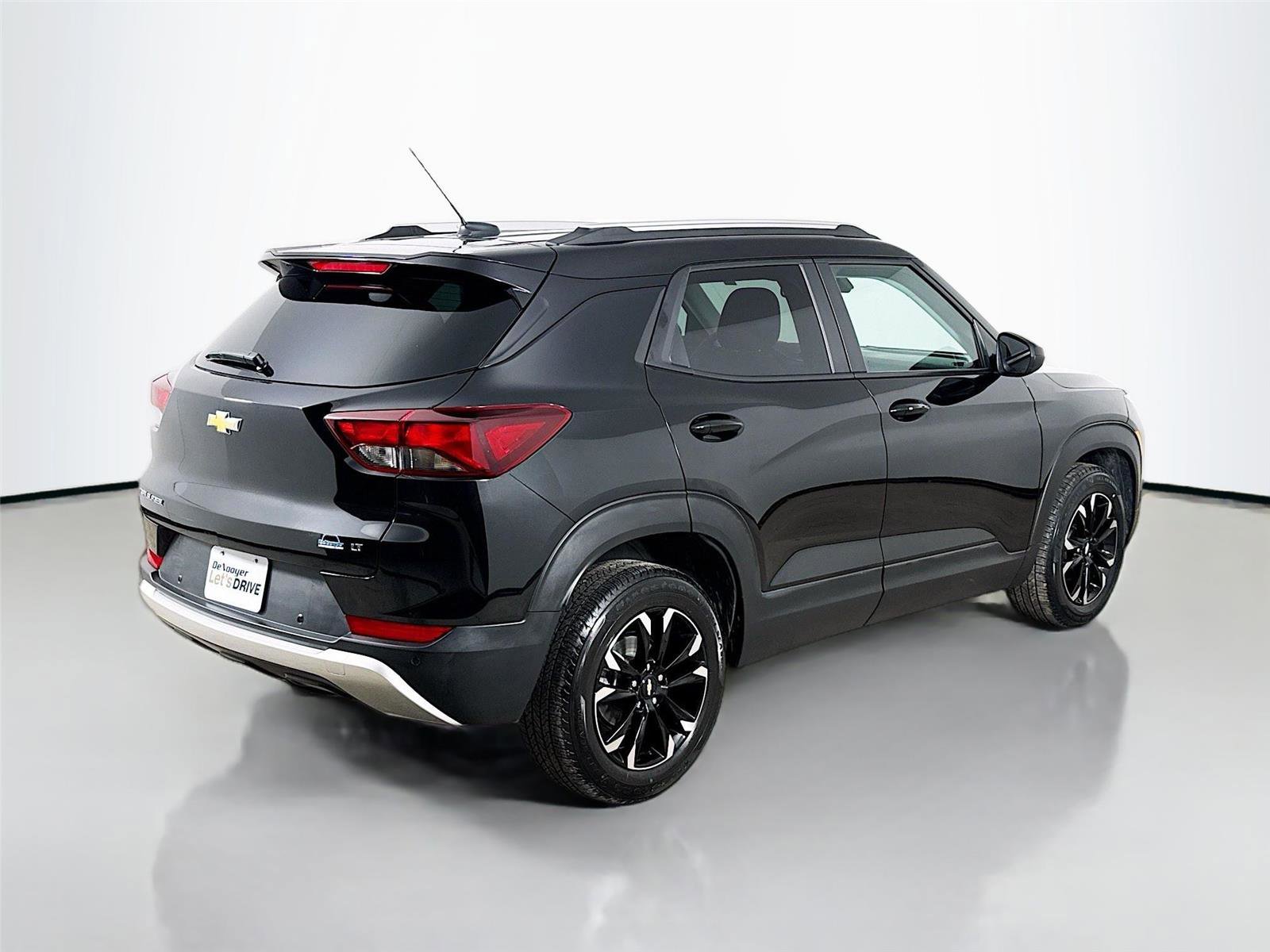 Used 2022 Chevrolet TrailBlazer LT w/ Convenience Package image 8