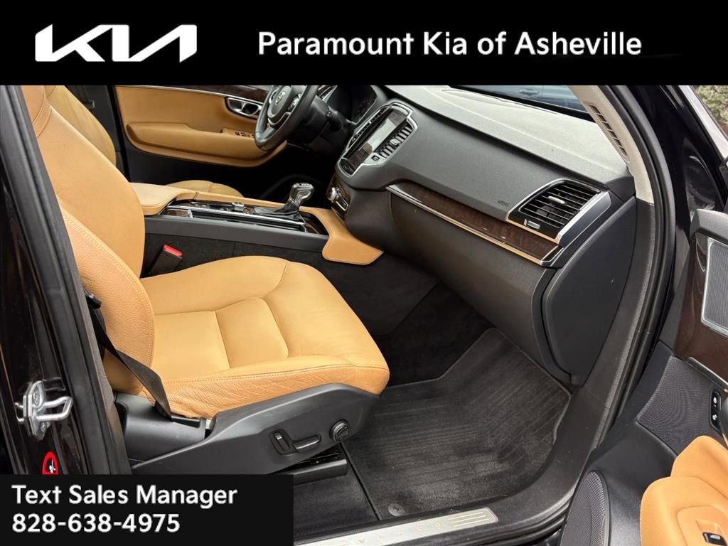 Used 2016 Volvo XC90 T6 Momentum w/ Momentum Plus Package image 20