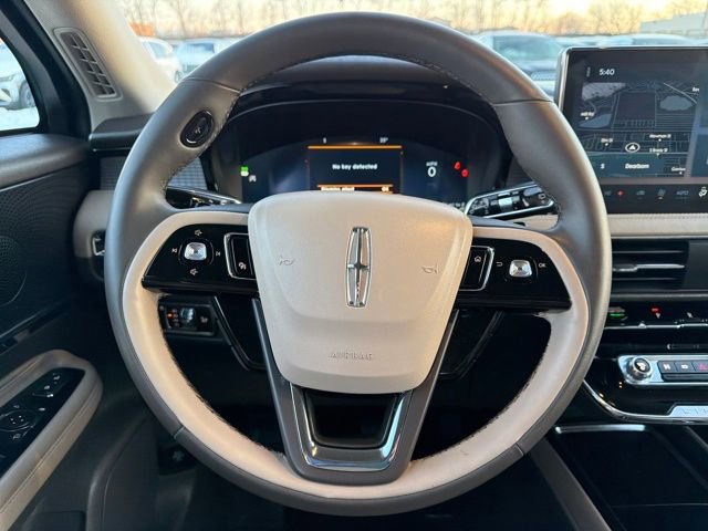 Certified 2023 Lincoln Corsair AWD image 16
