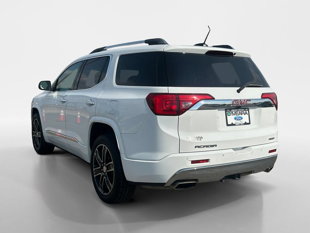 Used 2019 GMC Acadia Denali w/ Technology Package AWD/4WD image 3