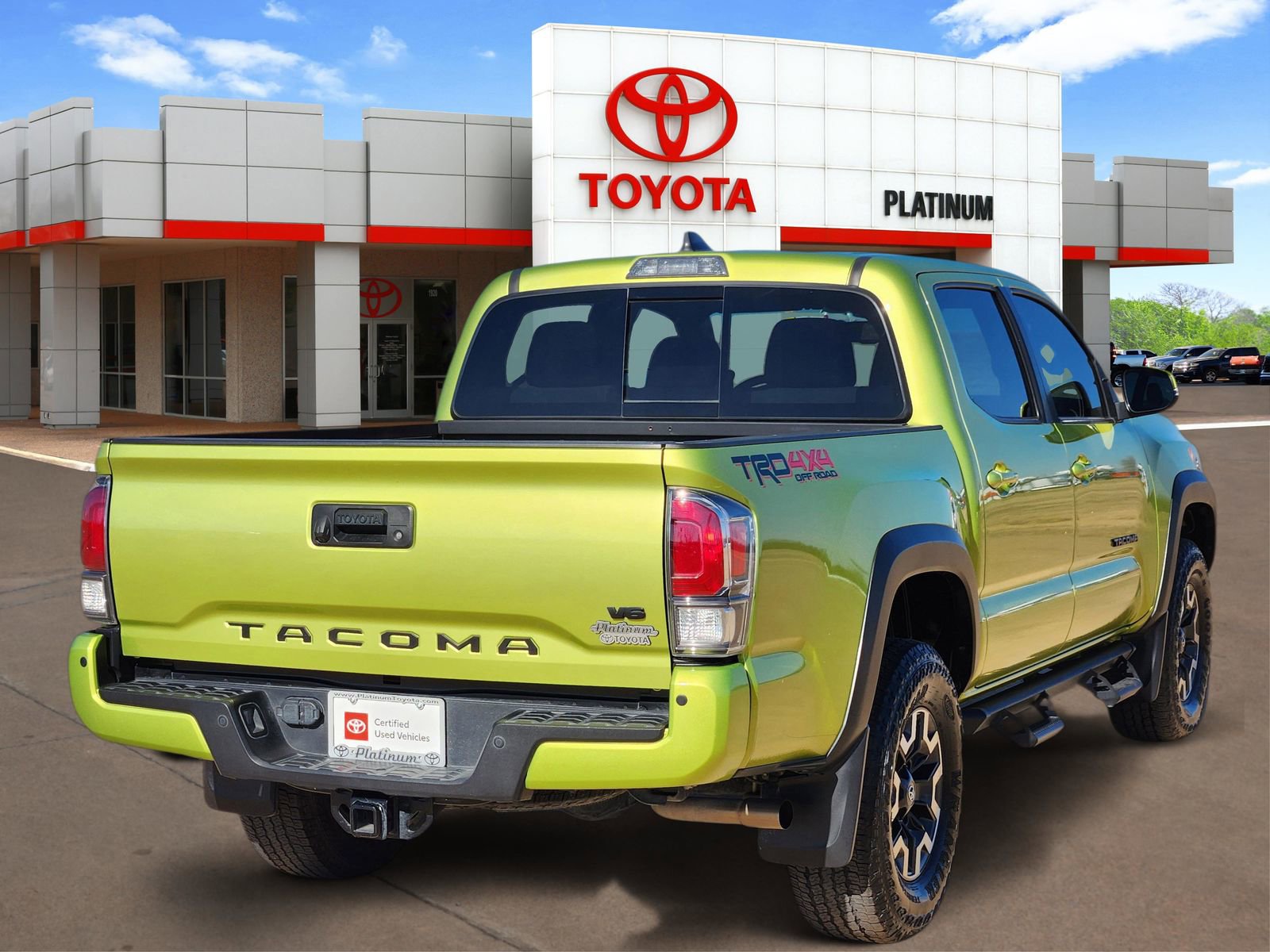 Used 2023 Toyota Tacoma TRD Off-Road image 4