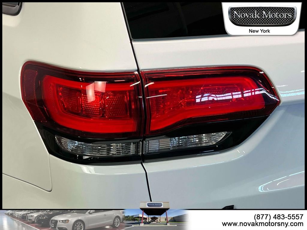 Used 2022 Jeep Grand Cherokee Laredo X image 9