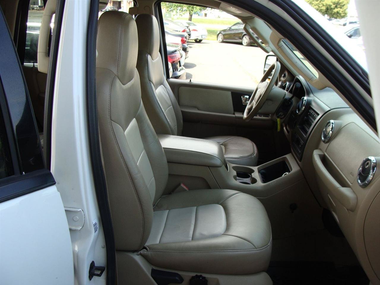Used 2006 Ford Expedition Eddie Bauer AWD/4WD image 27