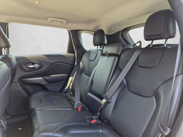 Used 2019 Jeep Cherokee Limited AWD/4WD image 19