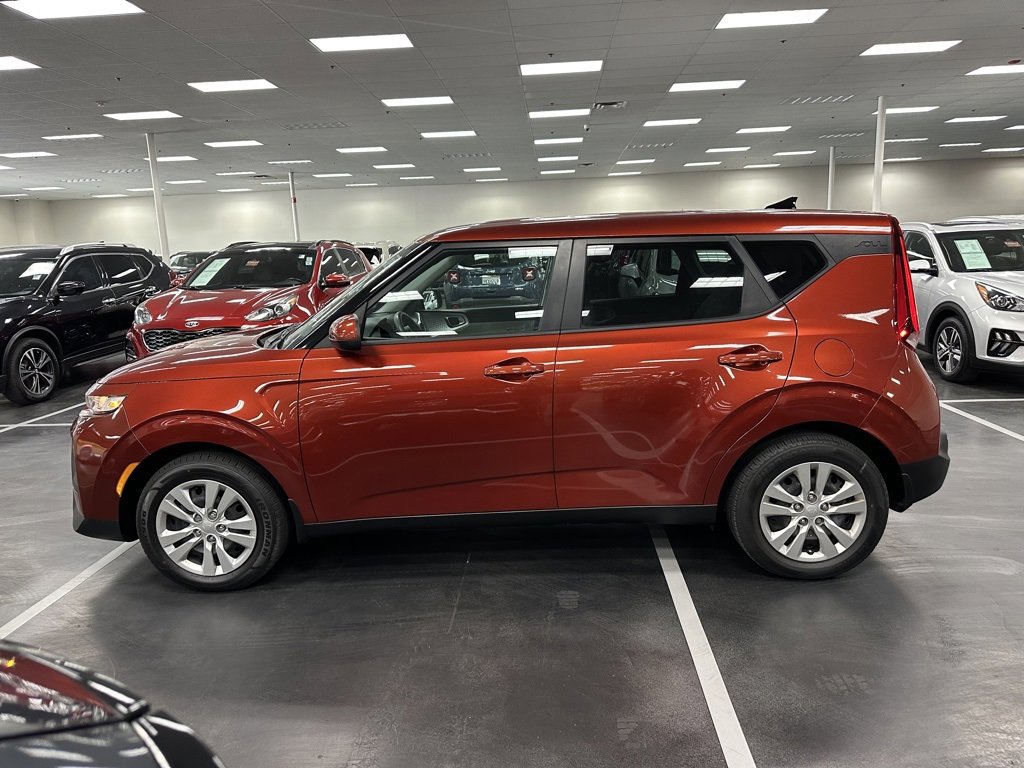 Used 2020 Kia Soul LX image 4