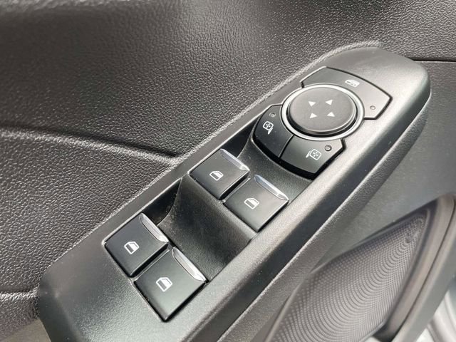 Used 2025 Ford Escape ST-Line FWD image 16