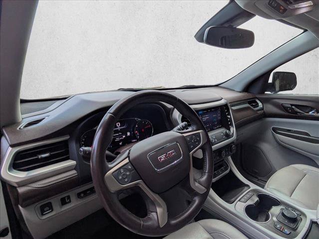 Used 2020 GMC Acadia SLT w/ Driver Alert Package II FWD image 10