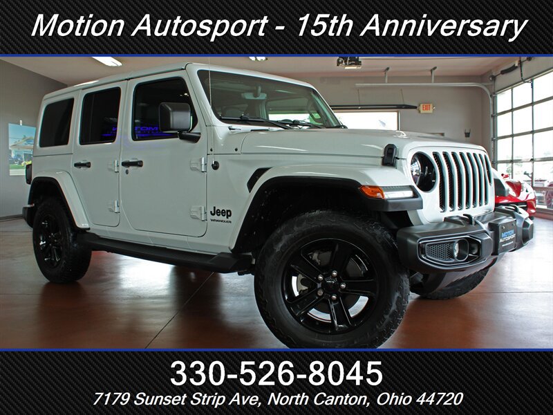 Used 2023 Jeep Wrangler Unlimited Sahara AWD/4WD image 2