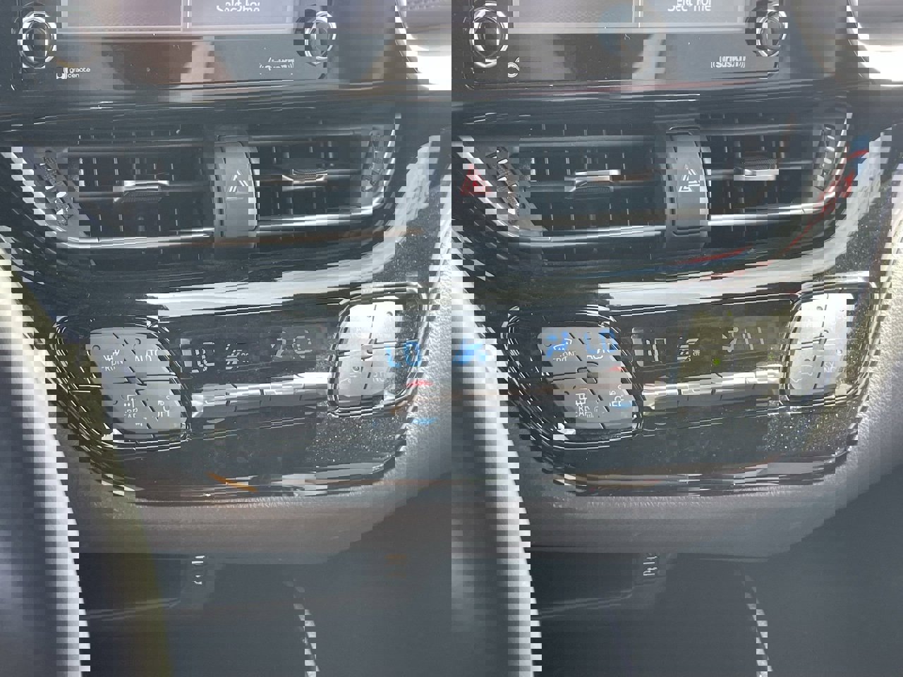 Used 2021 Toyota C-HR Nightshade image 7