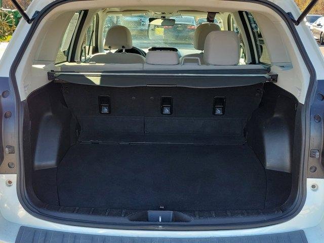 Used 2018 Subaru Forester 2.5i Premium w/ All-Weather Package image 8