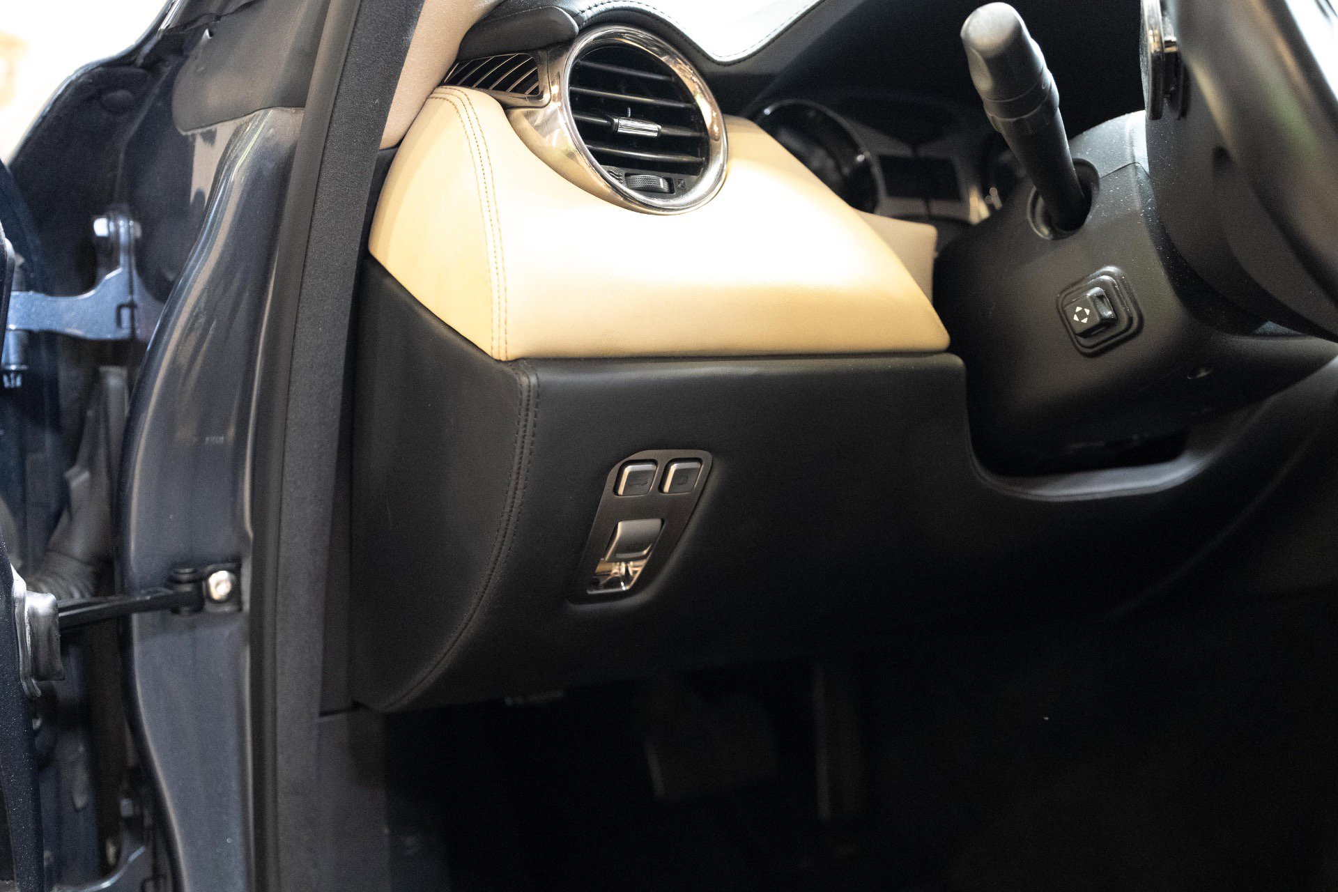 Used 2012 Fisker Karma EcoSport RWD image 59