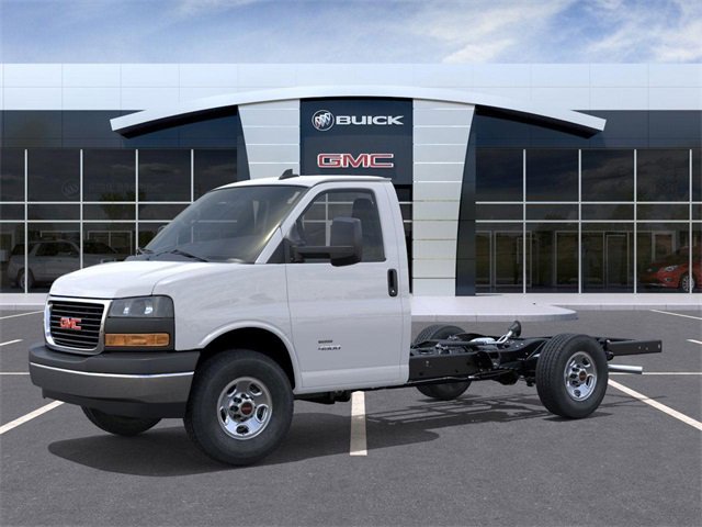 New 2025 GMC Savana 3500 Work Van w/ Power Convenience Package image 2
