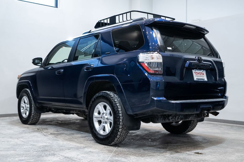 Used 2019 Toyota 4Runner SR5 Premium image 4