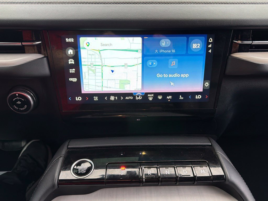 Used 2025 Lincoln Navigator L Reserve AWD/4WD image 39
