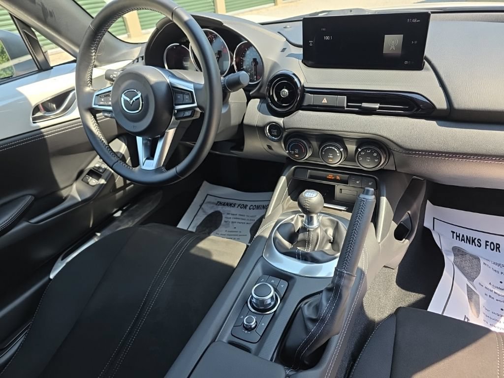 Certified 2024 MAZDA MX-5 Miata Club RWD image 18