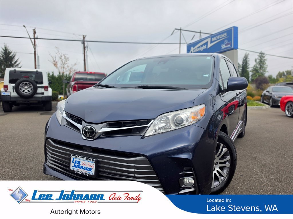 Used 2018 Toyota Sienna XLE w/ Protection Package