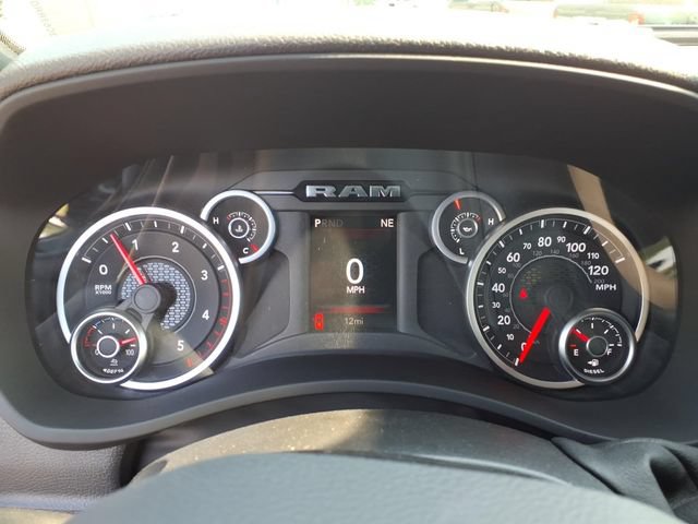 New 2026 RAM 3500 Tradesman AWD/4WD image 17