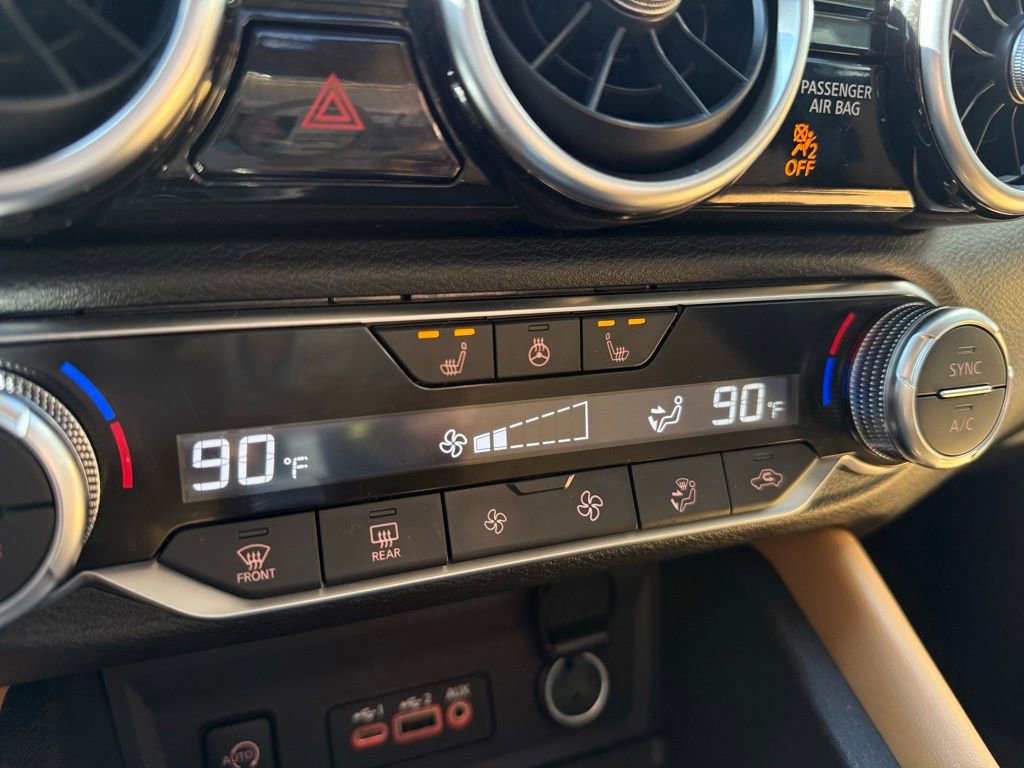 Used 2024 Nissan Sentra SV w/ SV Premium Package image 12