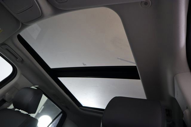 New 2025 Ford Expedition Active image 28