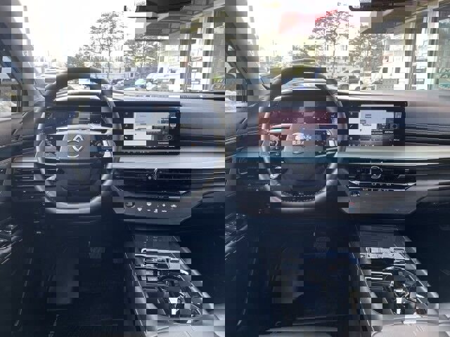 Used 2025 Nissan Murano SL image 25