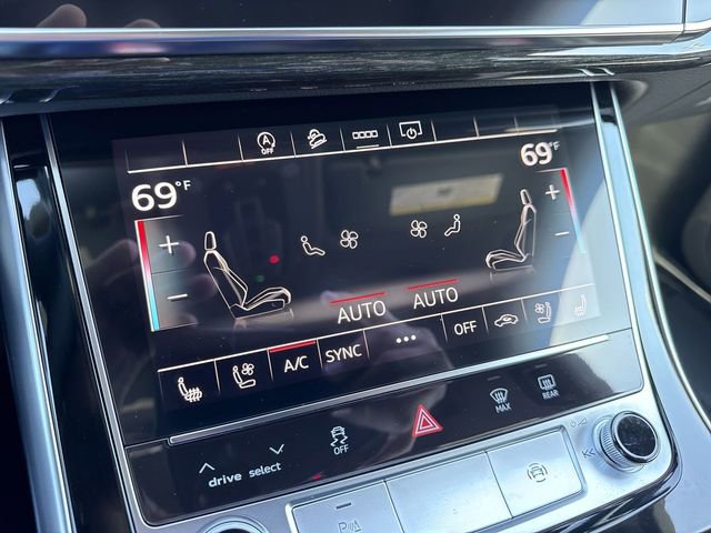 Used 2025 Audi Q8 Premium Plus AWD/4WD image 19