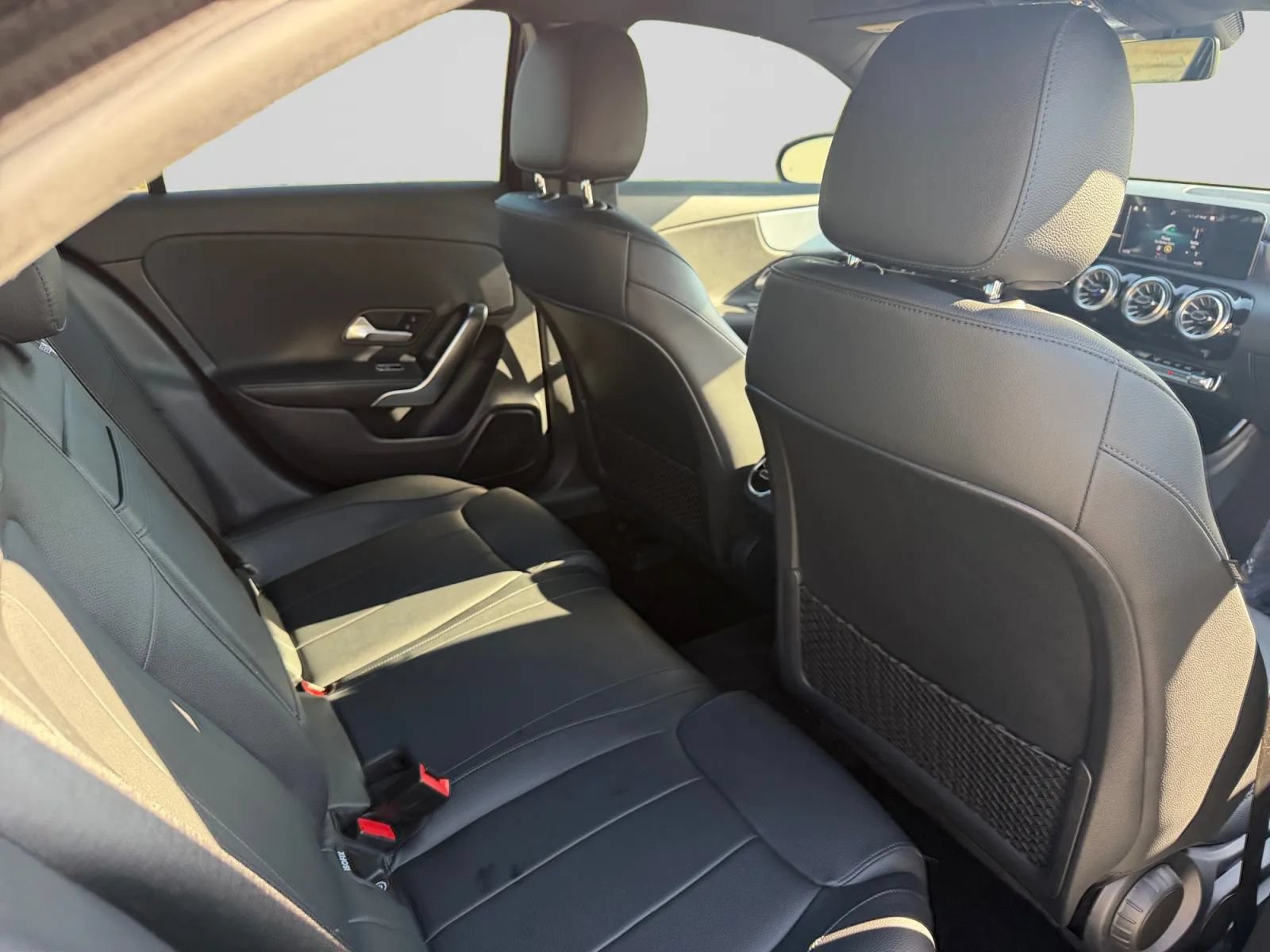 Used 2022 Mercedes-Benz A 220 4MATIC image 29