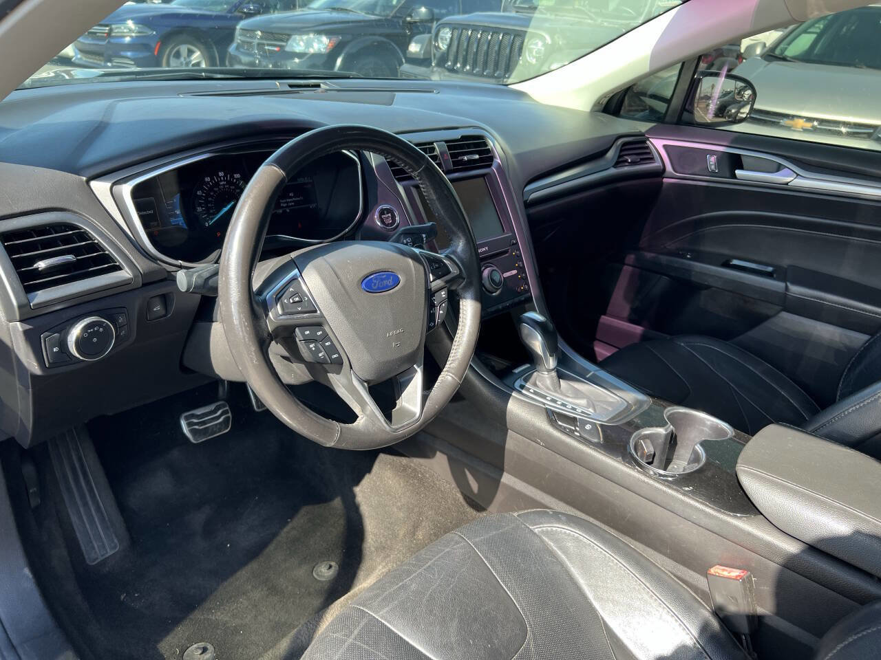 Used 2016 Ford Fusion Titanium image 12