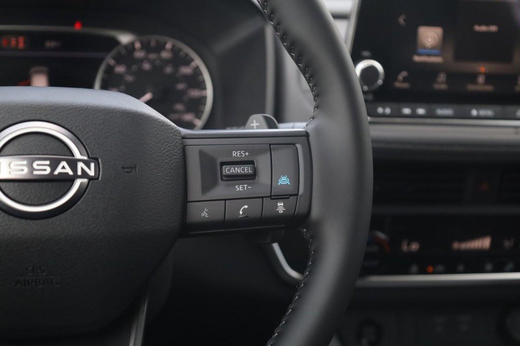 New 2026 Nissan Rogue SV w/ Cold Weather Package AWD/4WD image 9